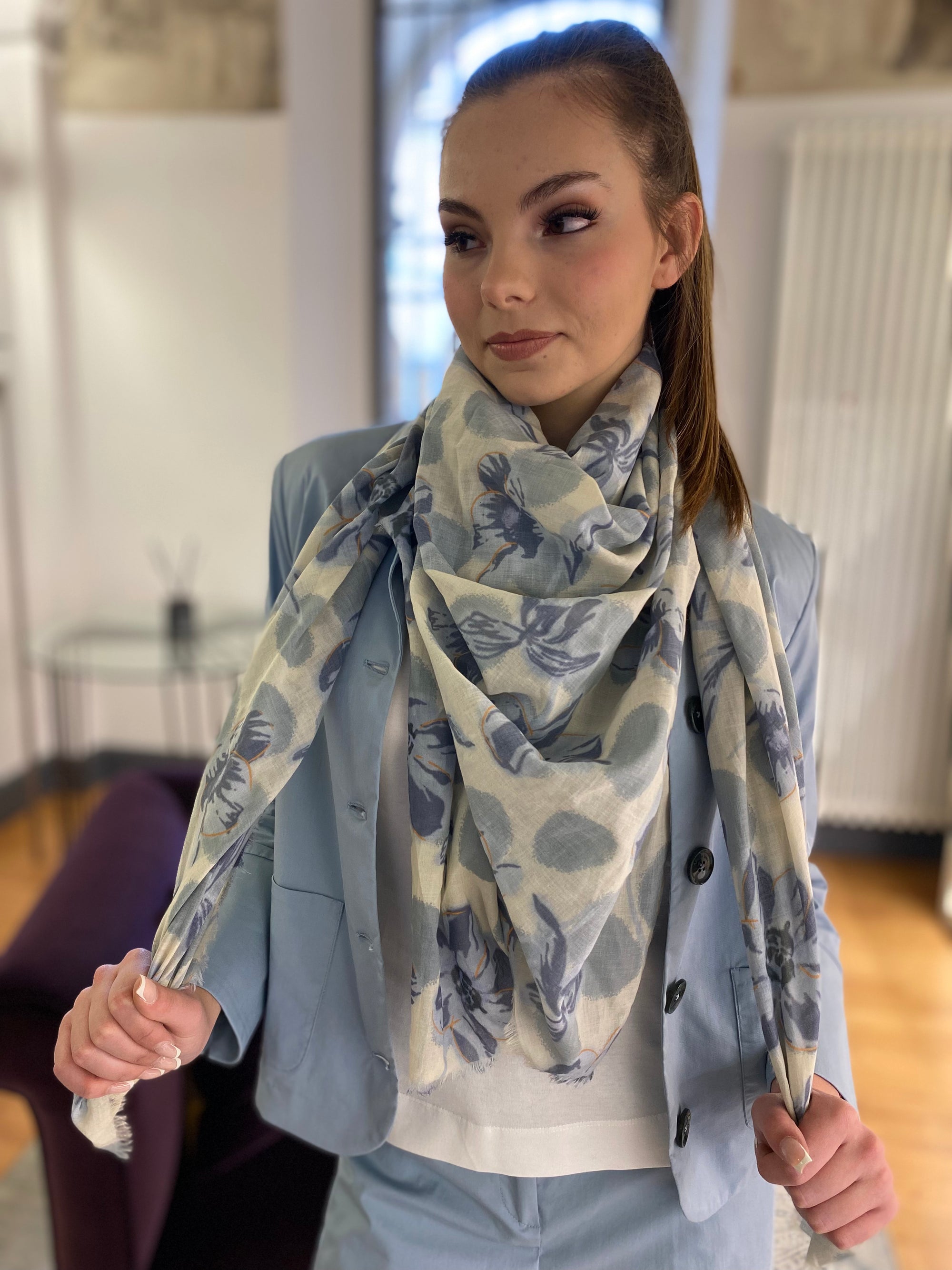 ALESSIA SANTI STOLA