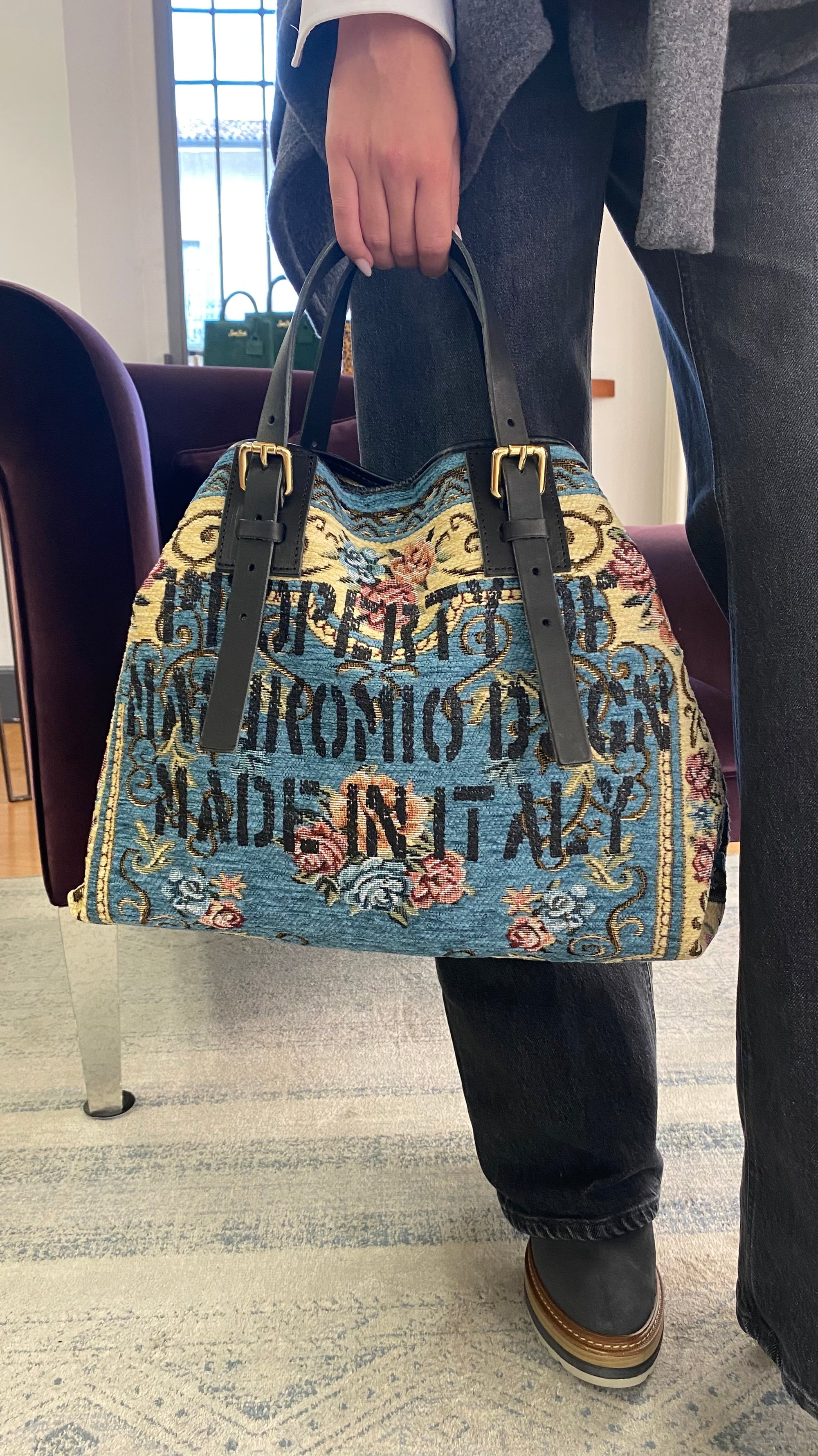 MANIKOMIO DSGN RUG BAG