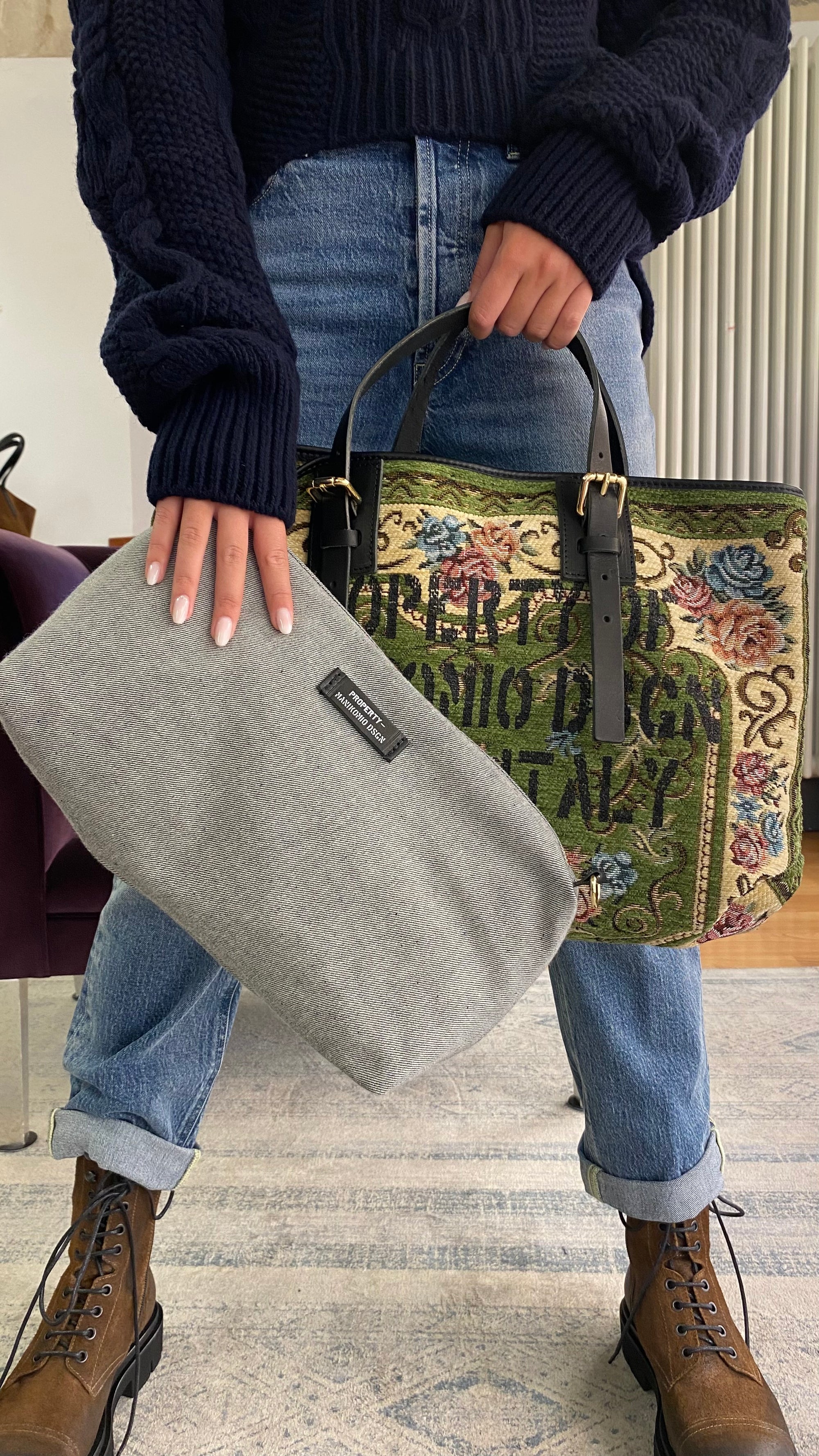 MANIKOMIO DSGN RUG BAG