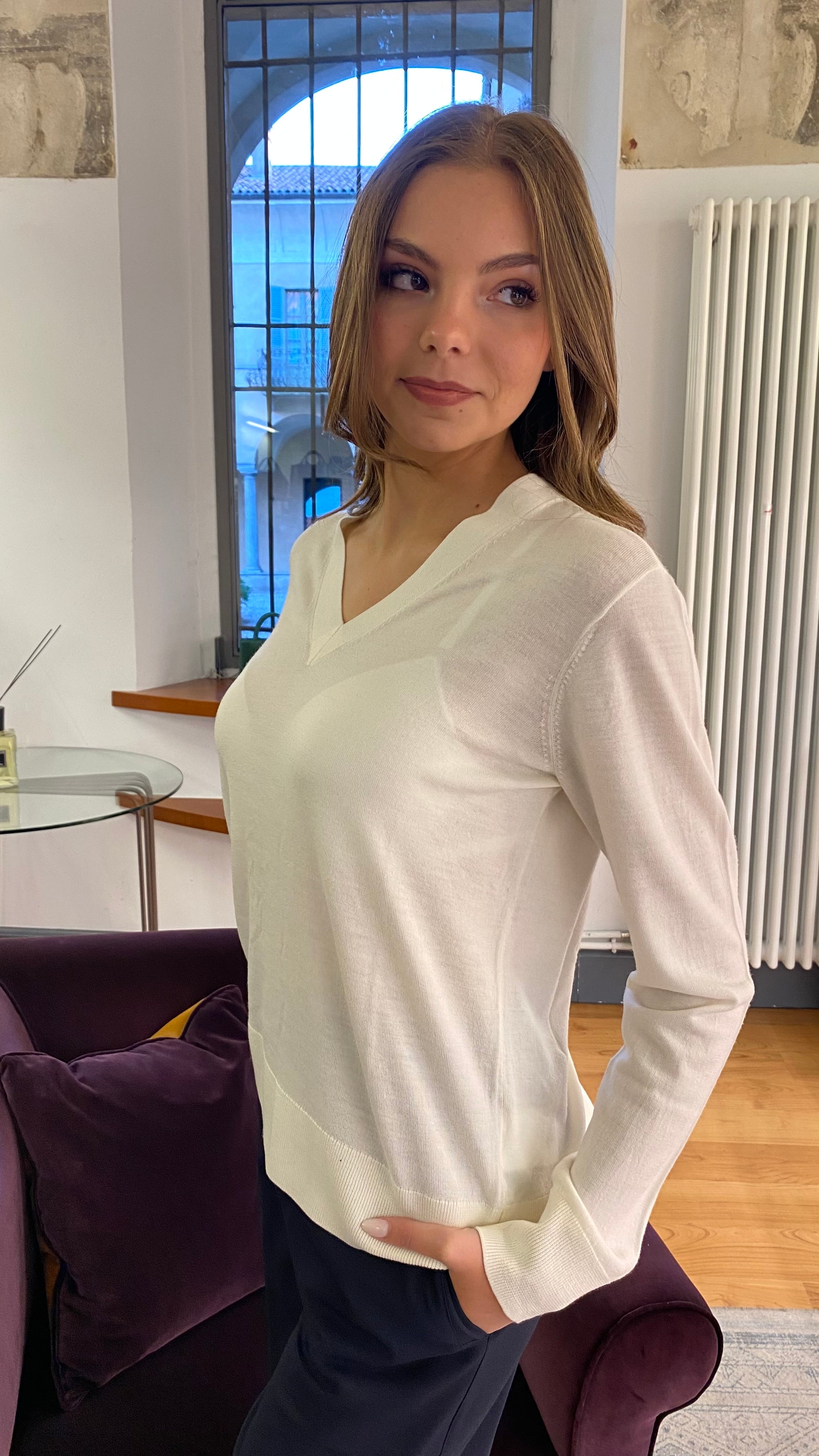 ALESSIA SANTI MAGLIA SCOLLO V