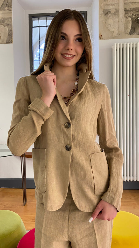 CHAQUETA DE LINO ADELE